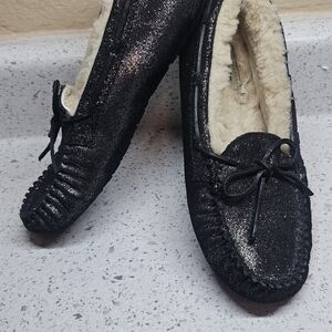 Ugg Girls glitter moccasin size 3